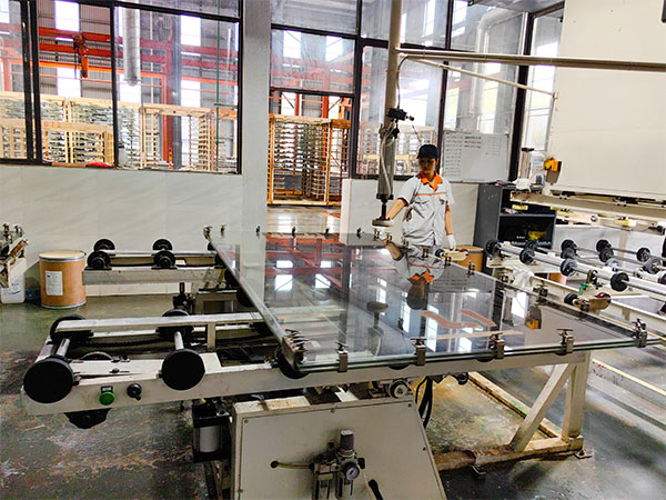 Linha de produção de acrílico.3